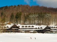 SeniorsSkiing Guide: Trapp Family Lodge Nordic Skiing Has Trails for Seniors